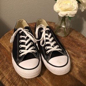 Converse men or women’s shoes